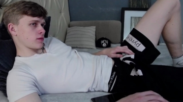 Colinn_Keri  13-11-2021 video asstoy